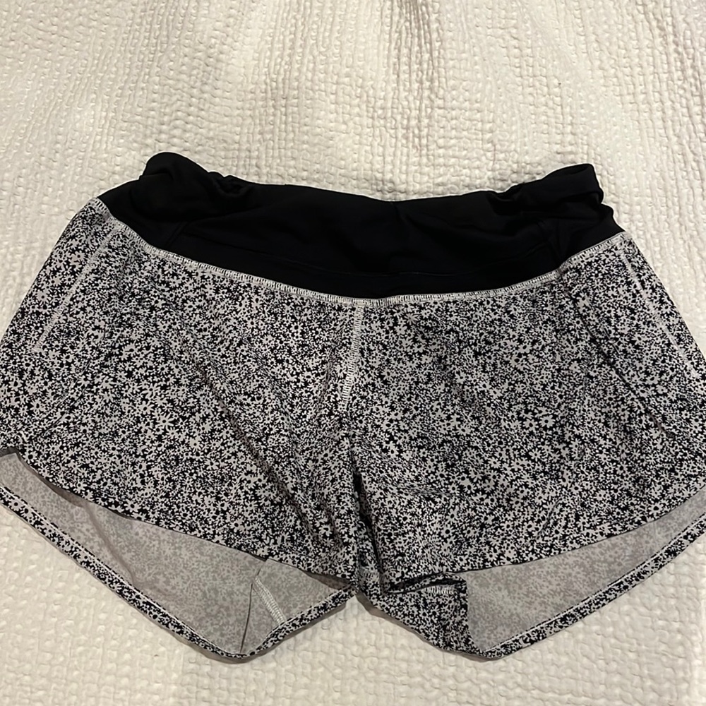 LULU LEMON FLORAL SHORTS